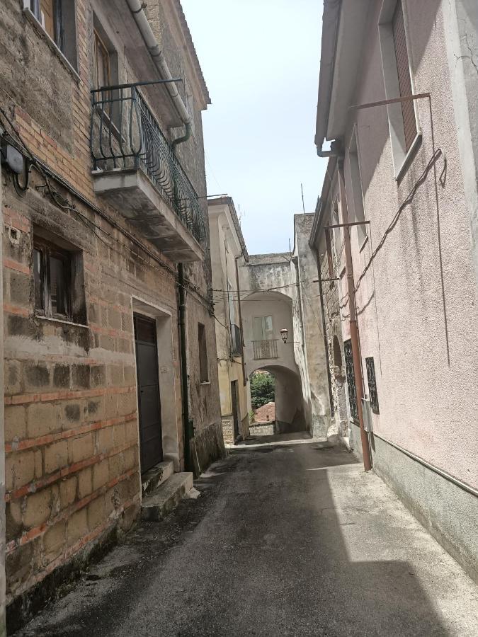 Апартаменты La Finestra Sul Colle Caiazzo Экстерьер фото